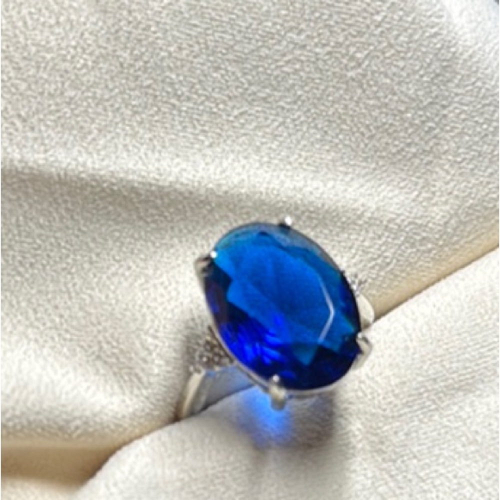 Elegant Blue cocktail adjustable Ring
